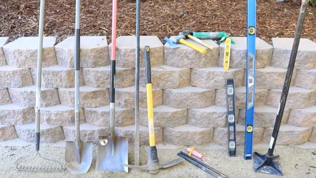 Tips for Removing and Installing a Retaining Wall