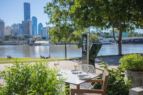 Enjoy a Picnic at The Jetty South Bank